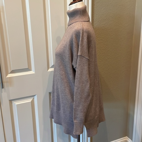 Ann Taylor Turtleneck Tunic Sweater Taupe M - Picture 3 of 7